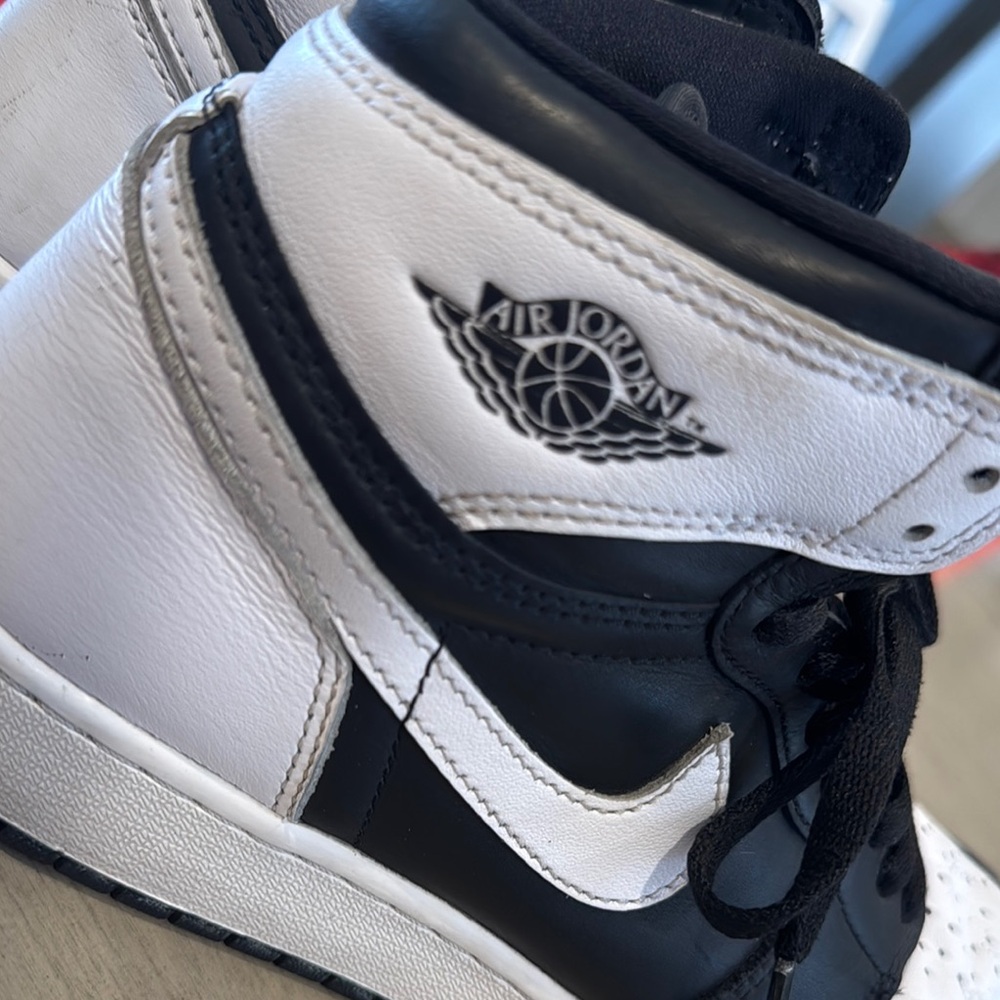 Nike Kids Sneakers Black and White